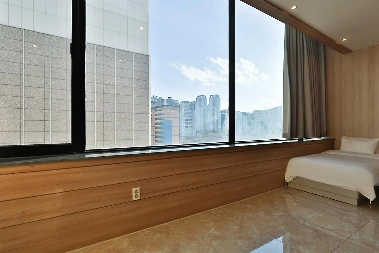 Seomyeon Ib Hotel Busan