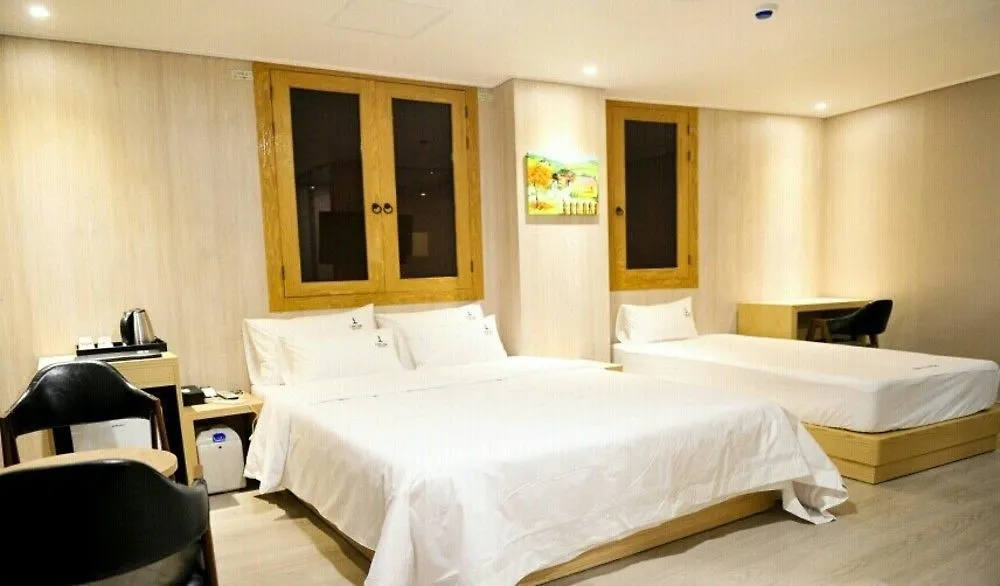 Seomyeon Ib Hotel Busan