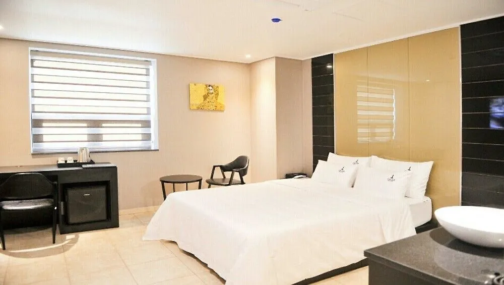 Seomyeon Ib Hotel Busan