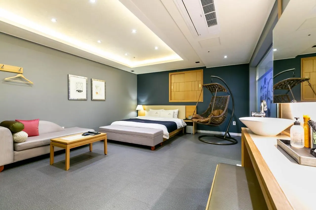 Seomyeon Ib Hotel Busan