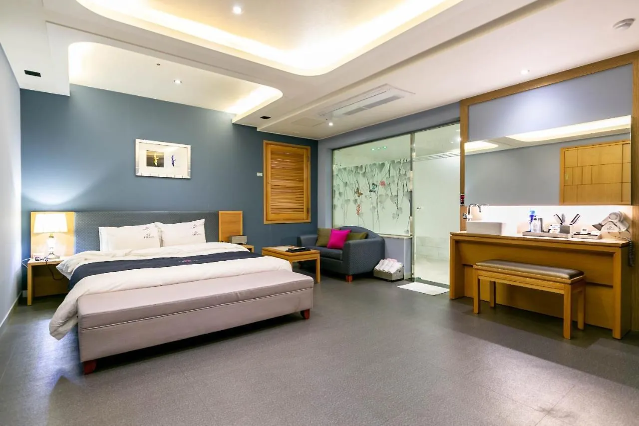Seomyeon Ib Hotel Busan