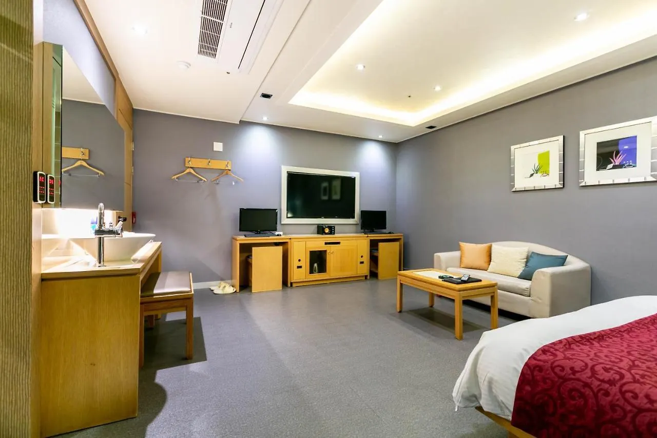 Seomyeon Ib Hotel Busan