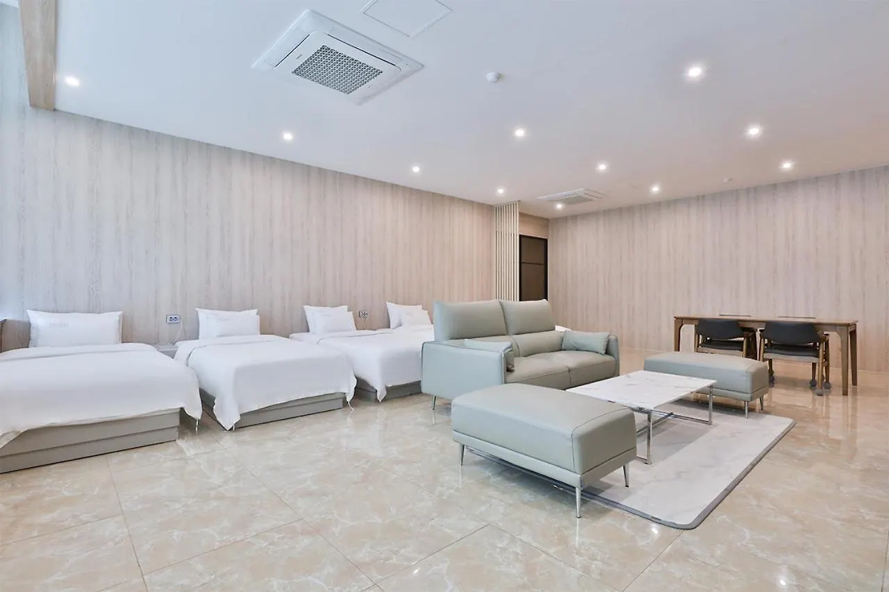 Seomyeon Ib Hotel Busan